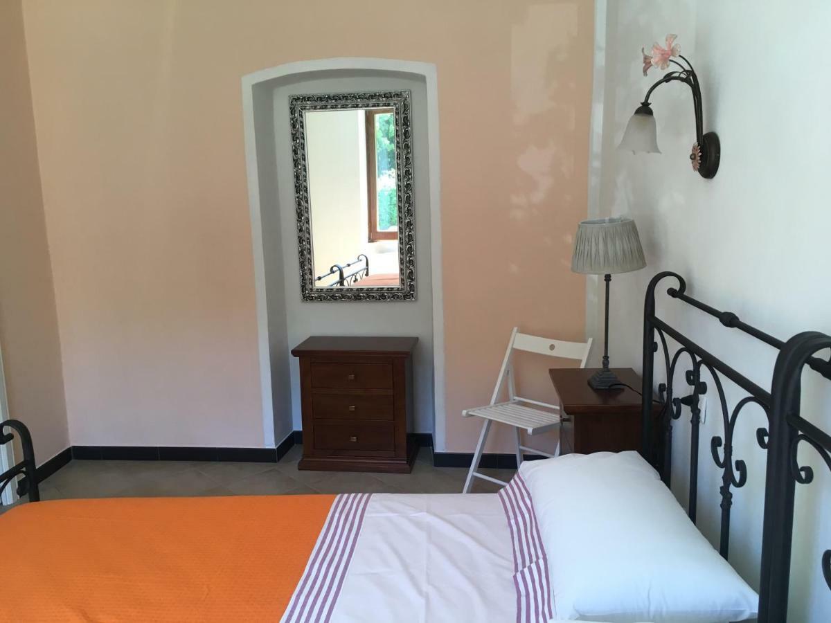 Agriturismo La Ferriera بيغنون المظهر الخارجي الصورة